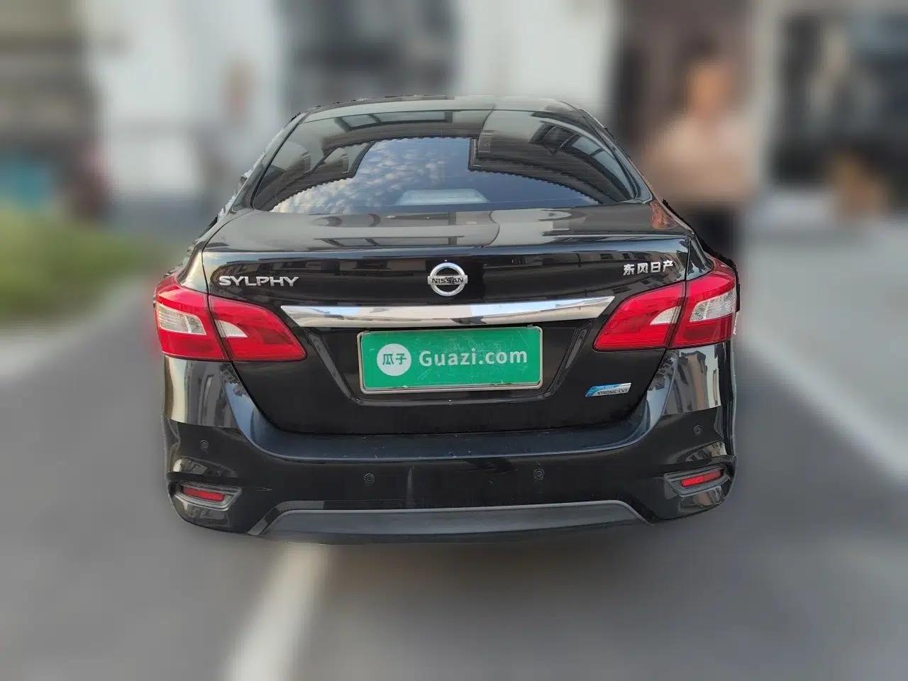 Nissan Sylphy 2018 1.6XV CVT Deluxe Edition — миниатюра 5