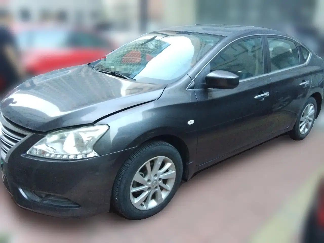 Nissan Sylphy 2014 1.6XV CVT Deluxe Edition — миниатюра 1