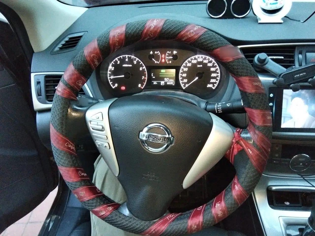 Nissan Sylphy 2014 1.6XV CVT Deluxe Edition — миниатюра 10