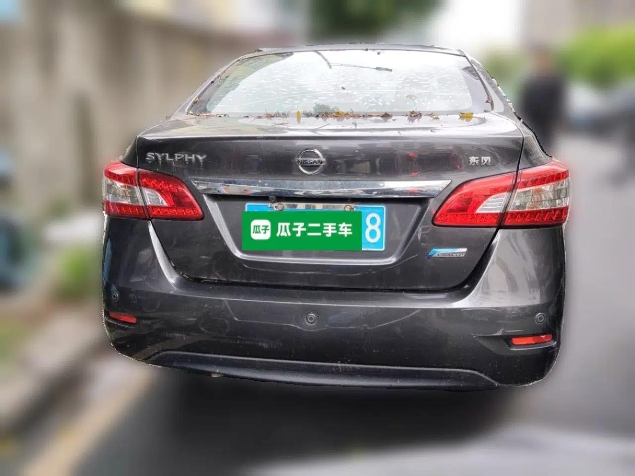 Nissan Sylphy 2014 1.6XV CVT Deluxe Edition — миниатюра 5