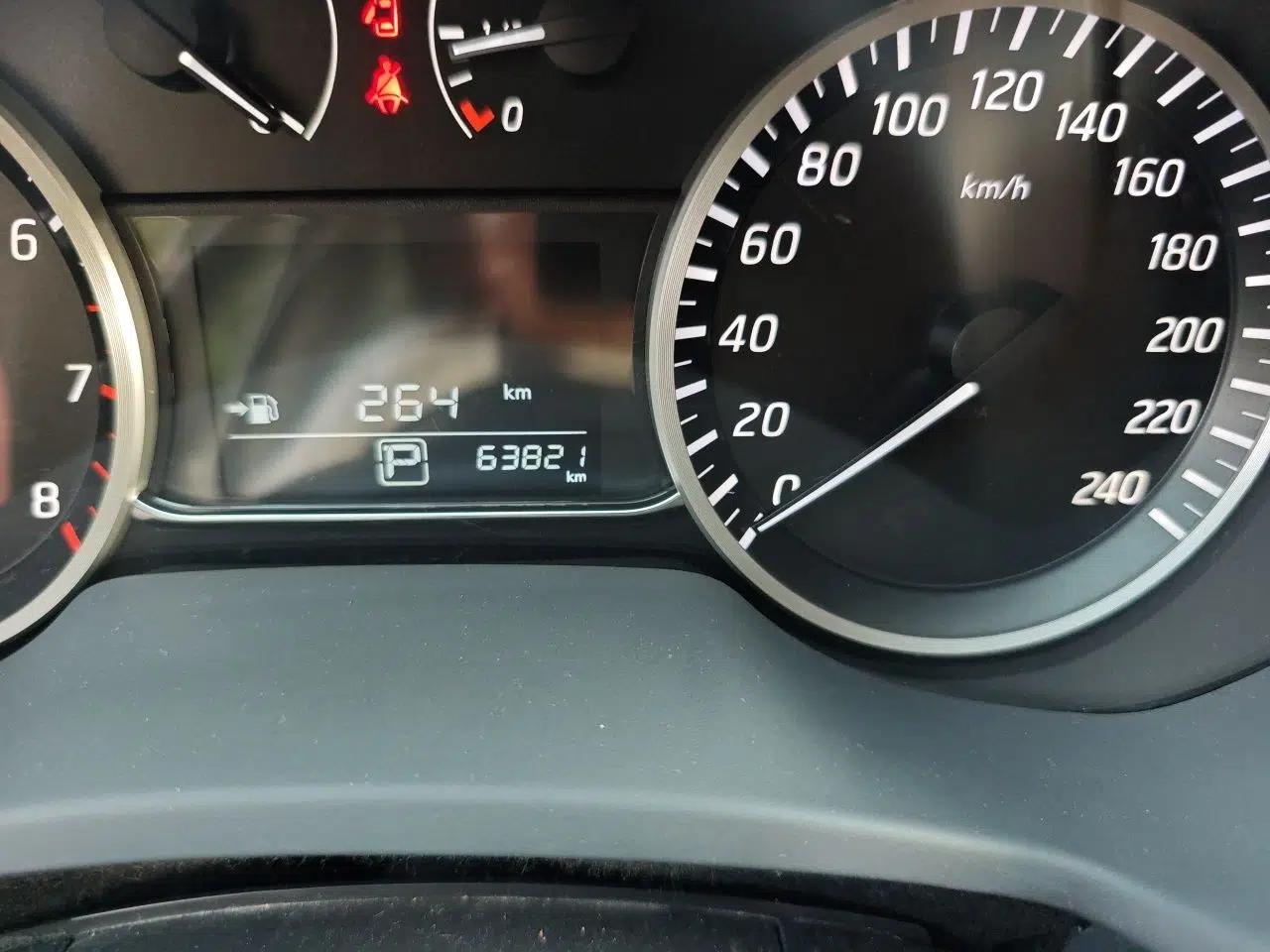 Nissan Sylphy 2019 Classic 1.6XL CVT Luxury Edition — миниатюра 12
