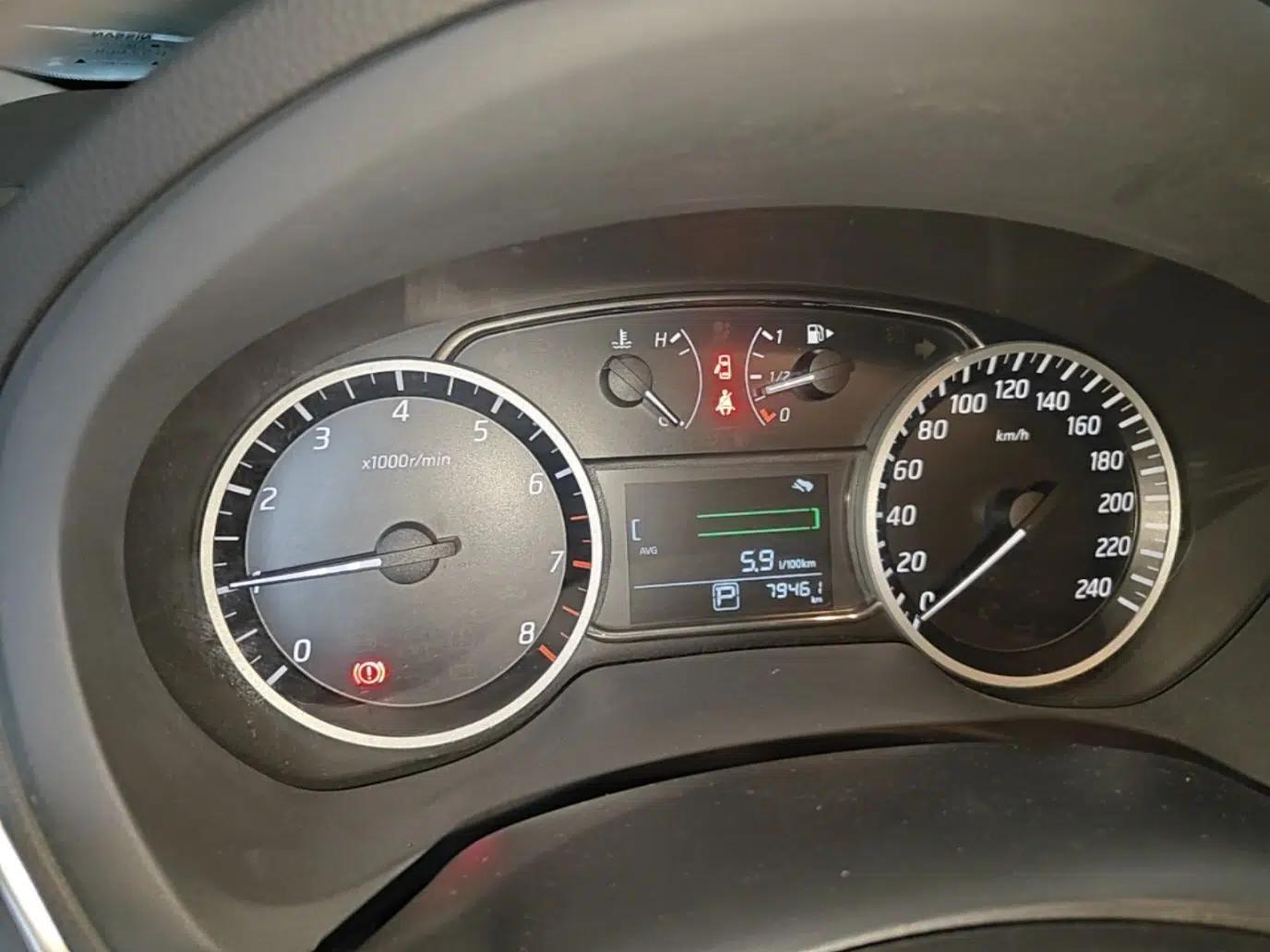 Nissan Sylphy 2021 Classic 1.6XL CVT Luxury Edition — миниатюра 14
