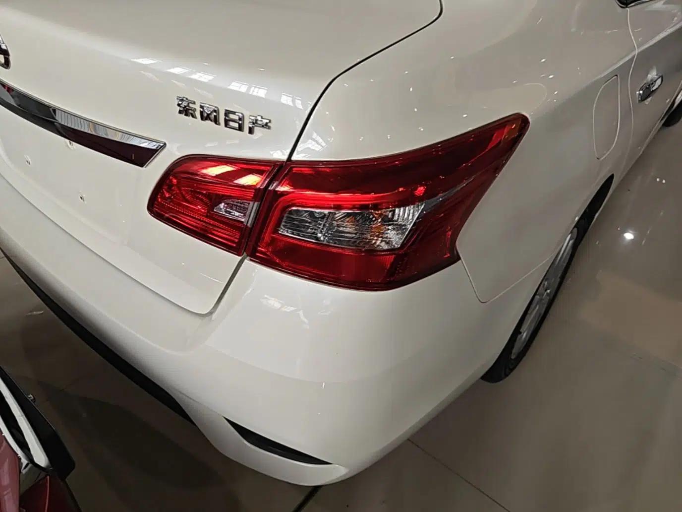 Nissan Sylphy 2021 Classic 1.6XL CVT Luxury Edition — миниатюра 9