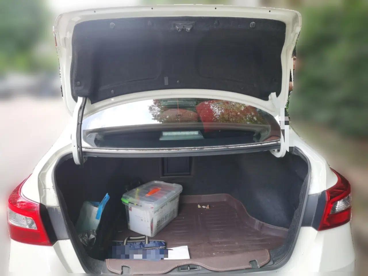 Nissan Sylphy 2021 Classic 1.6XL CVT Luxury Edition — миниатюра 19