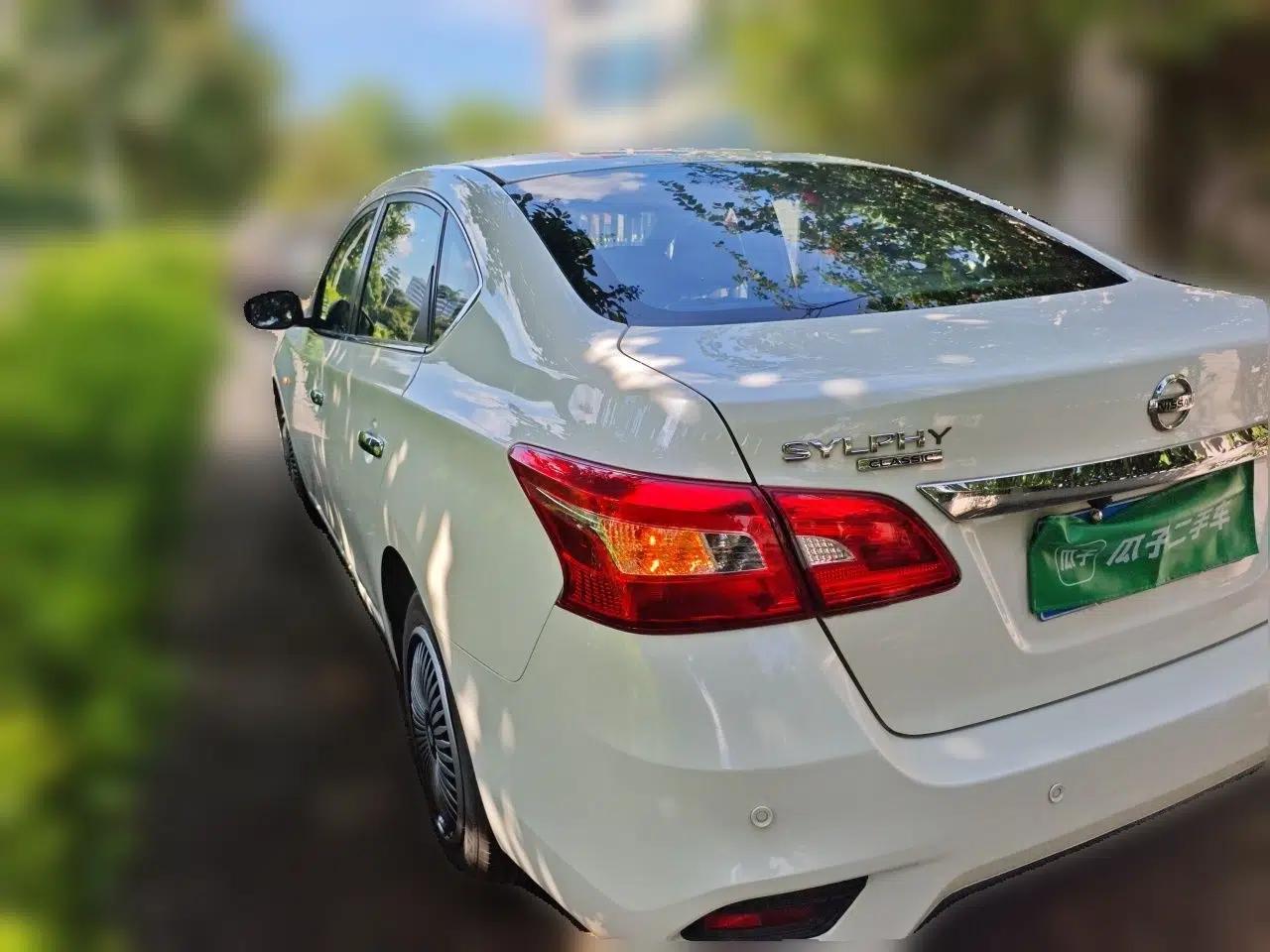 Nissan Sylphy 2021 Classic 1.6XE CVT Exclusive Edition — миниатюра 4