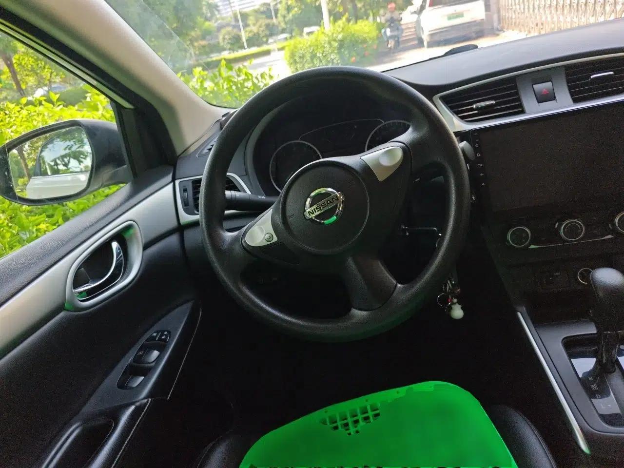 Nissan Sylphy 2021 Classic 1.6XE CVT Exclusive Edition — миниатюра 10