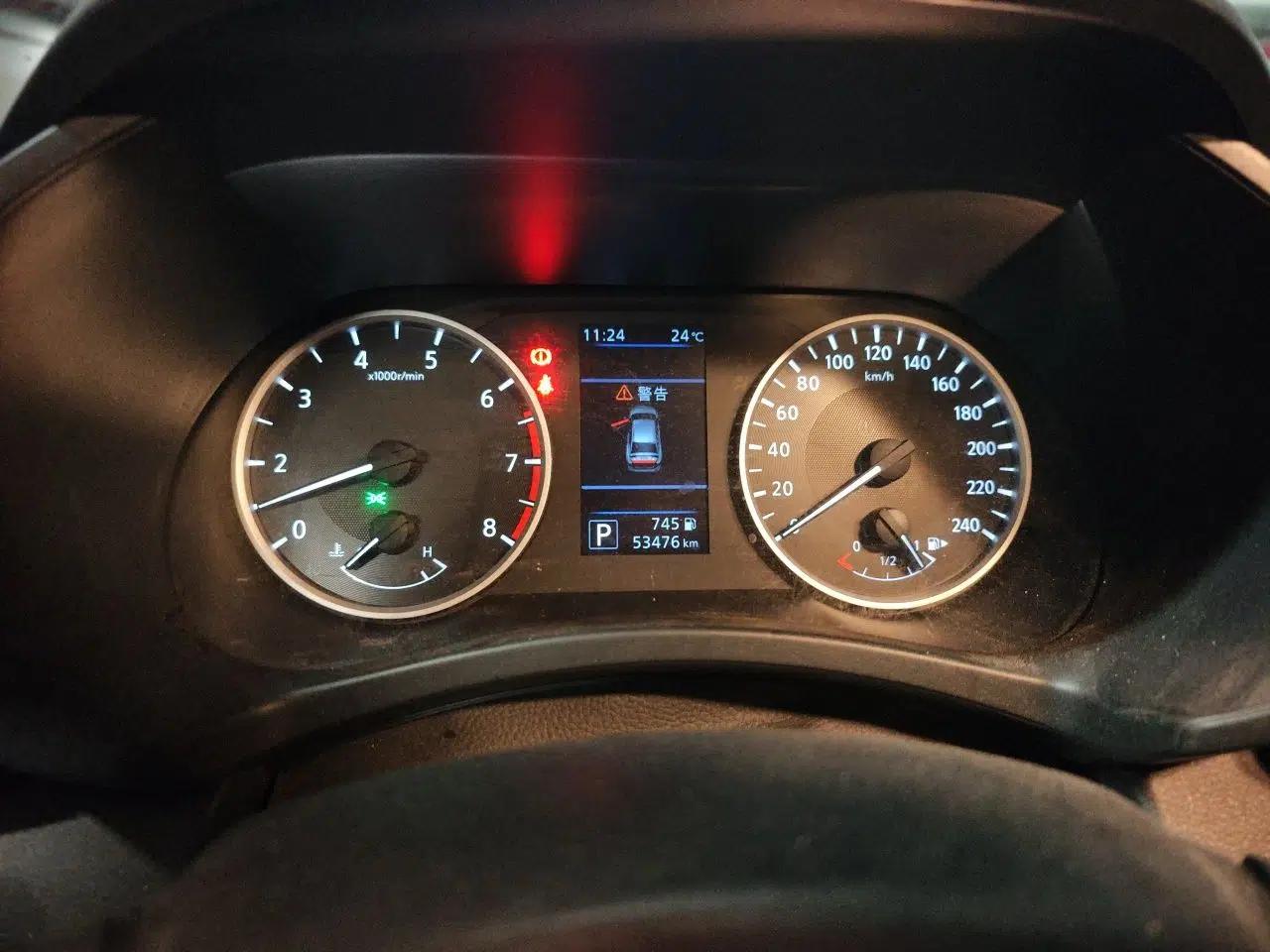 Nissan Sylphy 2021 1.6L XL CVT Enjoyment Edition — миниатюра 11