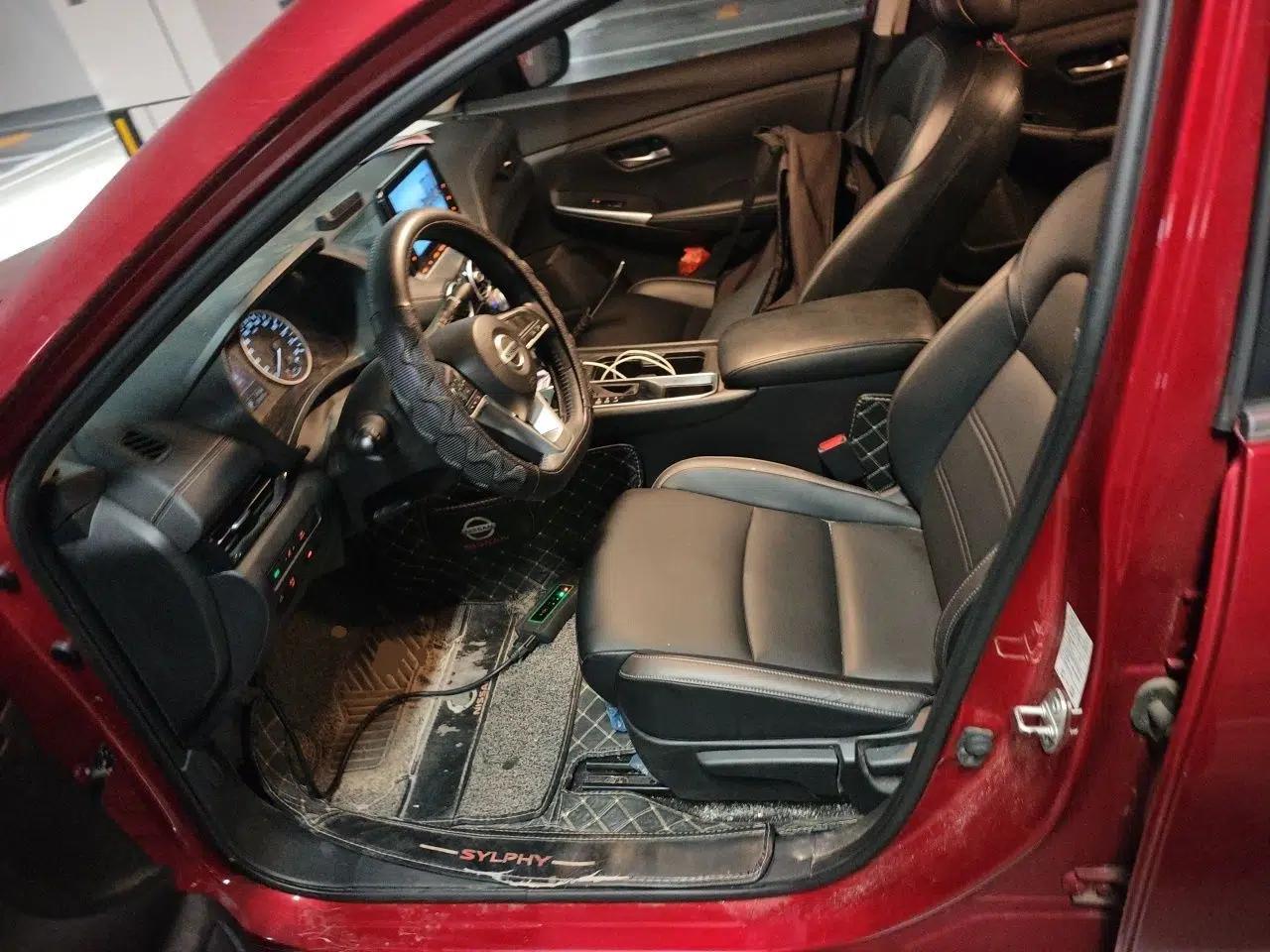 Nissan Sylphy 2021 1.6L XL CVT Enjoyment Edition — миниатюра 15