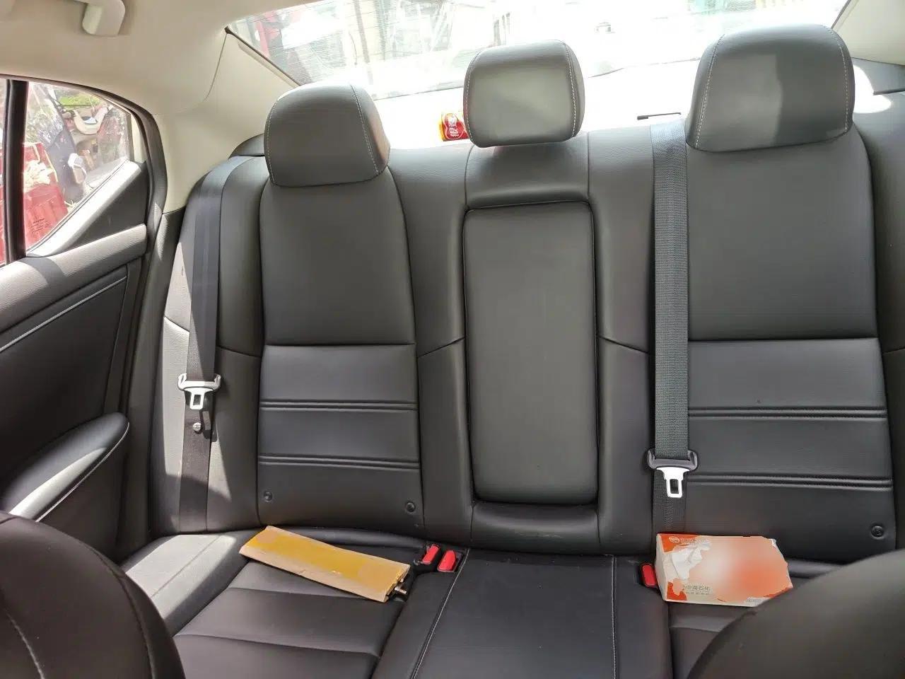 Nissan Sylphy 2021 1.6L XL CVT Enjoyment Edition — миниатюра 17