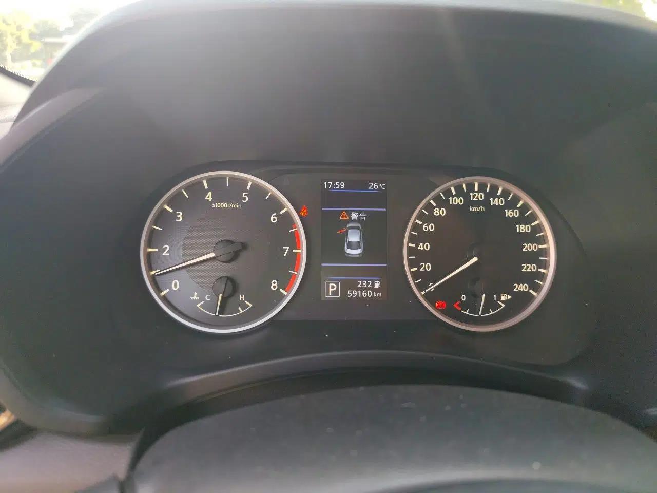 Nissan Sylphy 2022 1.6L XL CVT Enjoyment Edition — миниатюра 8