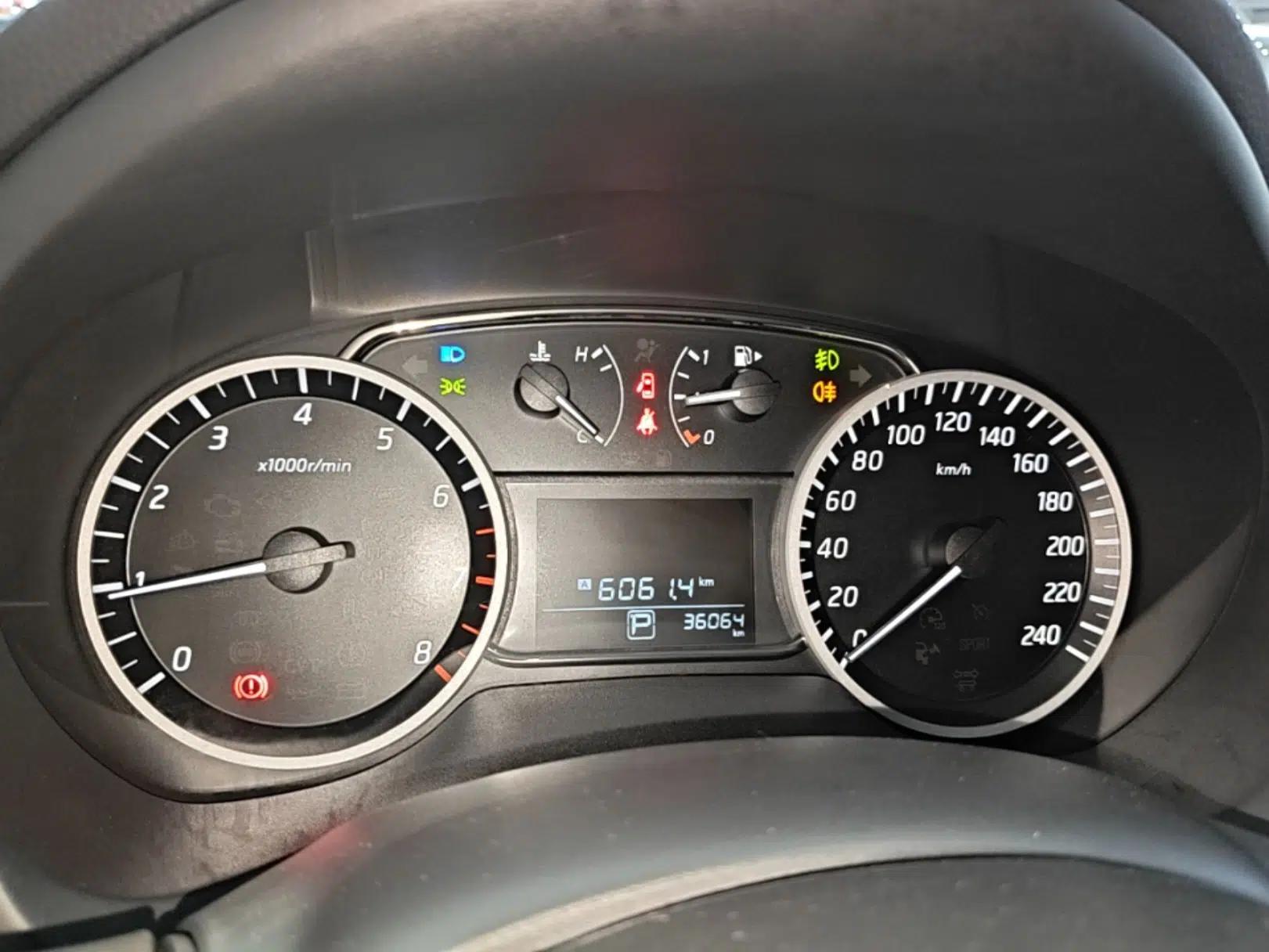 Nissan Sylphy 2022 Classic 1.6XL CVT Luxury Edition — миниатюра 14