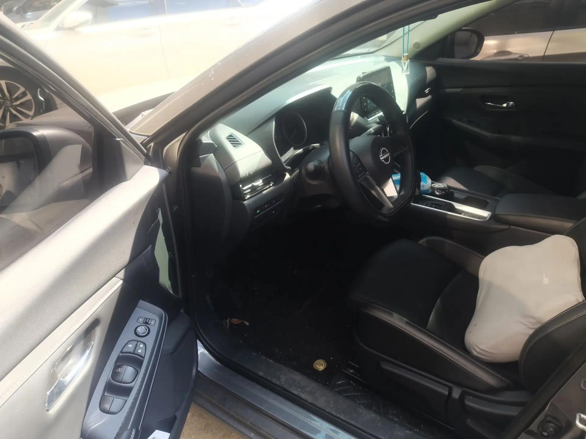 Nissan Sylphy 2026 Model 1.6L CVT Genuine Edition — миниатюра 16