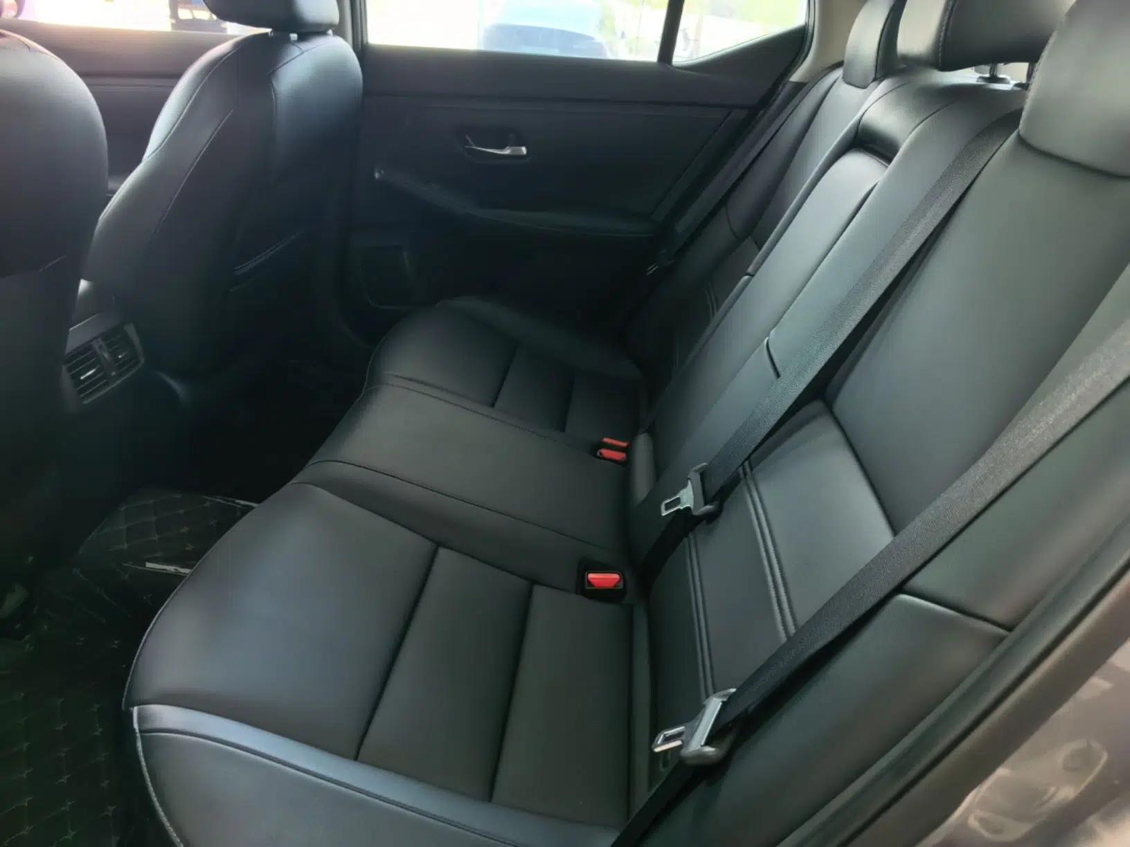 Nissan Sylphy 2021 1.6L XL CVT Enjoyment Edition — миниатюра 20
