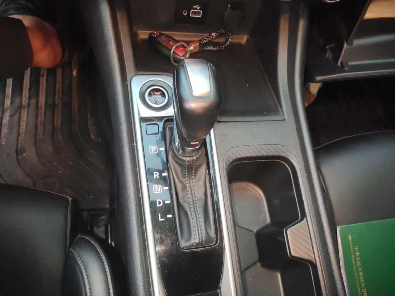 Nissan Sylphy 2020 1.6L XL CVT Enjoyment Edition — миниатюра 14