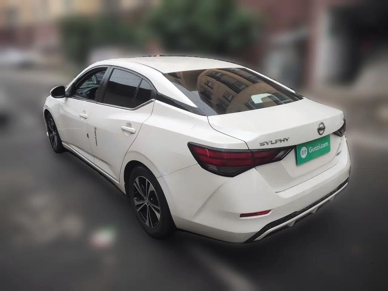 Nissan Sylphy 2020 1.6L XL CVT Enjoyment Edition — миниатюра 4