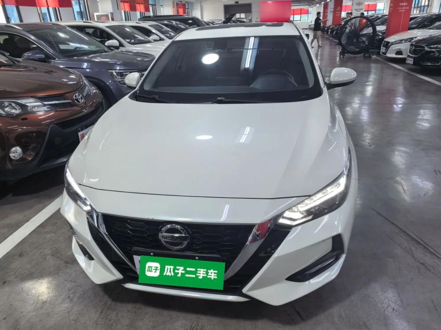 Nissan Sylphy 2022 1.6L XL CVT Enjoyment Edition — миниатюра 2