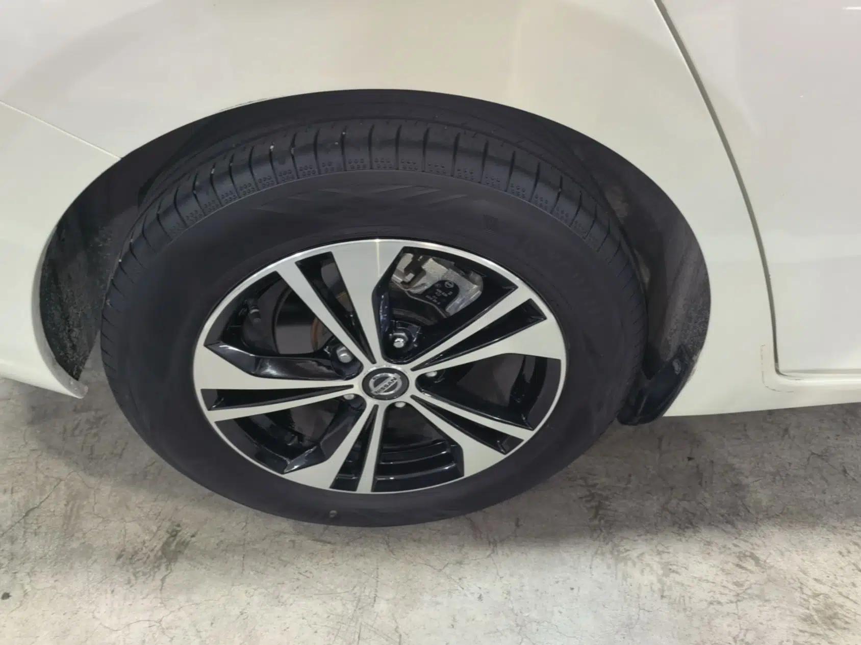 Nissan Sylphy 2022 1.6L XL CVT Enjoyment Edition — миниатюра 11