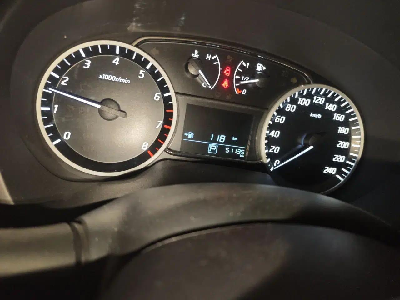 Nissan Sylphy 2022 Classic 1.6XE CVT Comfort Edition — миниатюра 12