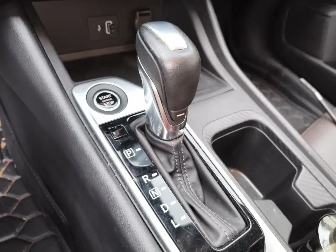 Nissan Sylphy 2022 1.6L XL CVT Enjoyment Edition — миниатюра 14