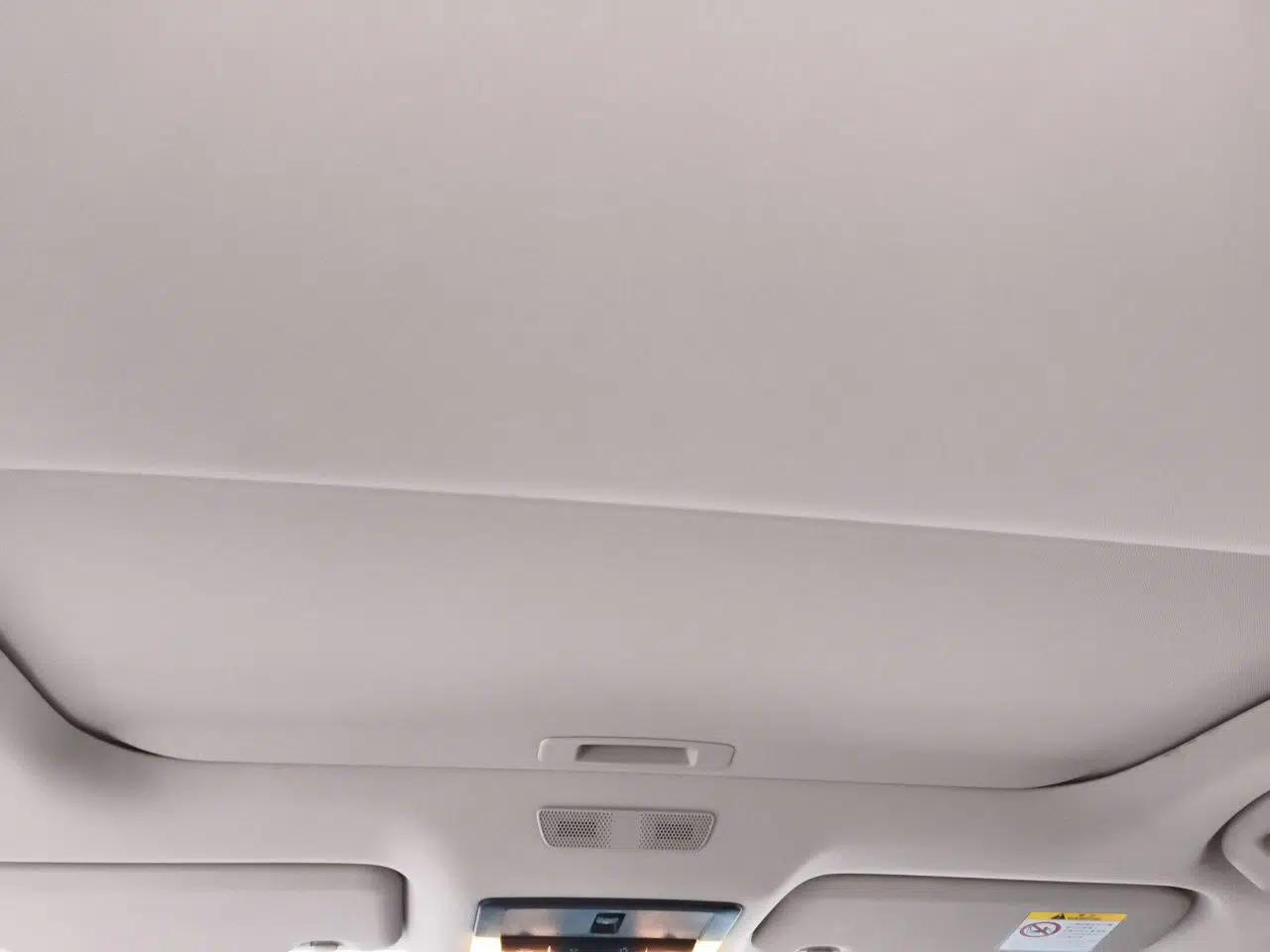 Nissan Sylphy 2022 1.6L XL CVT Enjoyment Edition — миниатюра 18