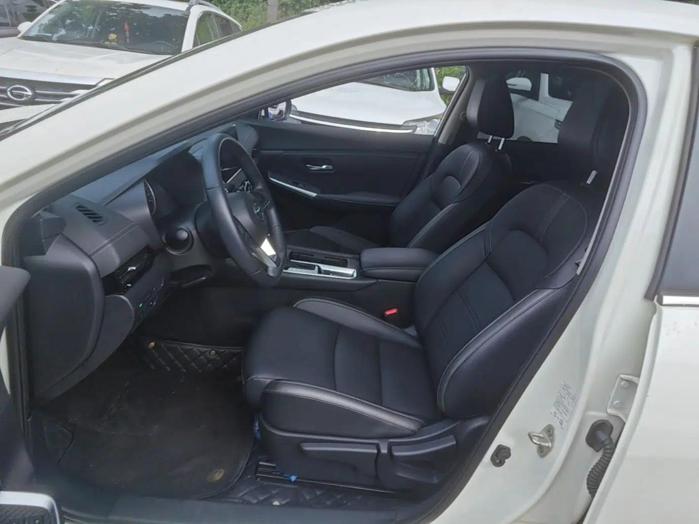 Nissan Sylphy 2022 1.6L XL CVT Enjoyment Edition — миниатюра 17