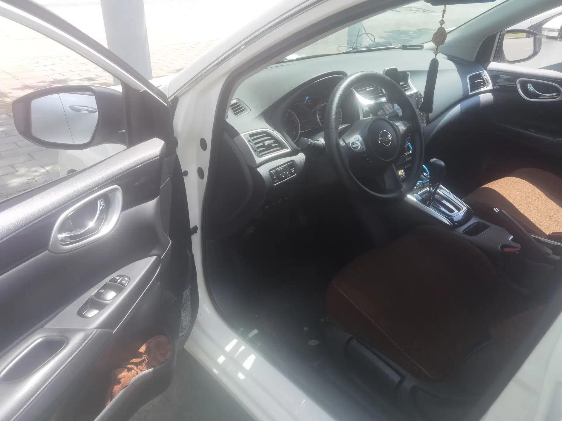 Nissan Sylphy 2022 Classic 1.6XL CVT Luxury Edition — миниатюра 16