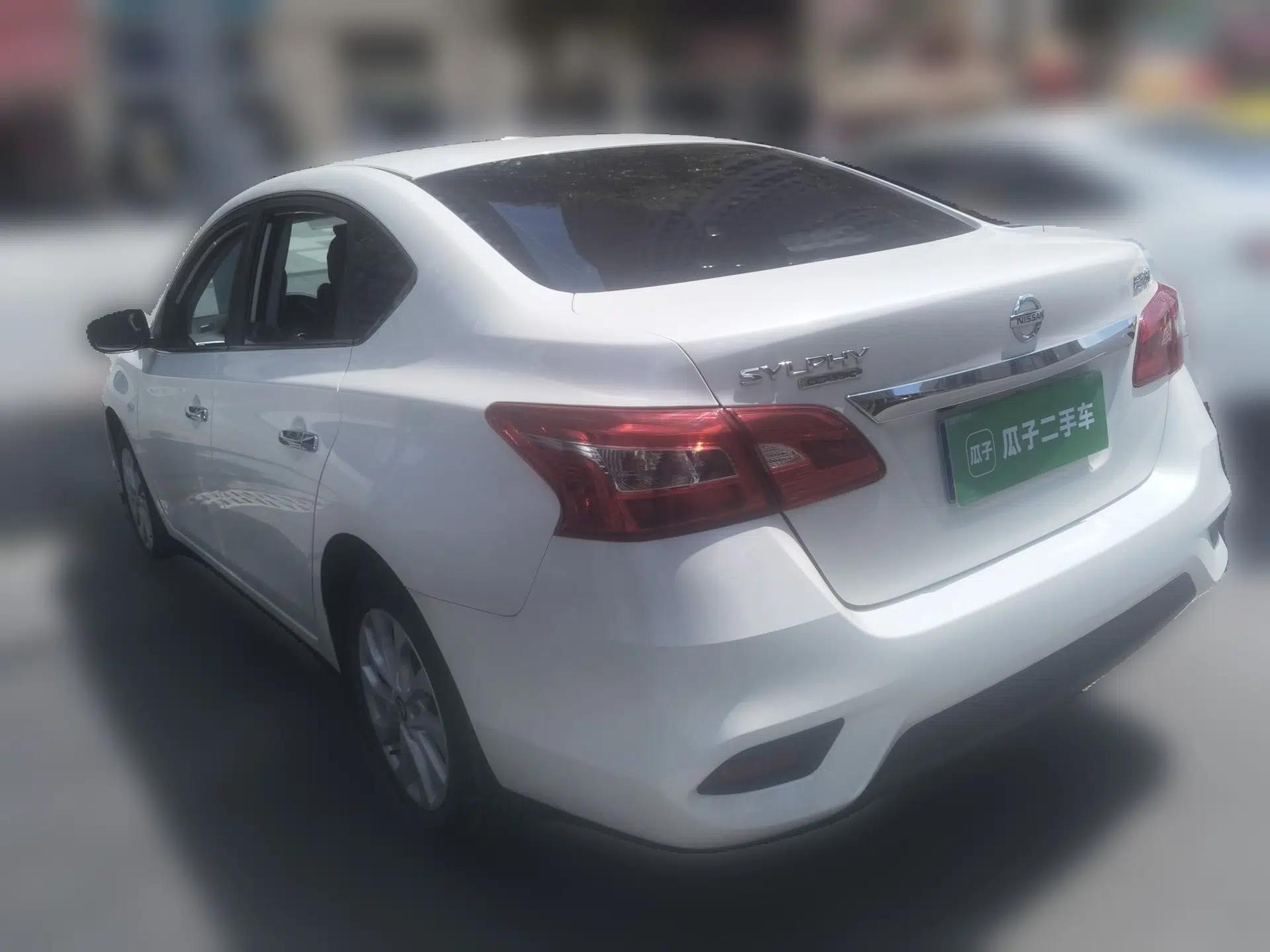 Nissan Sylphy 2022 Classic 1.6XL CVT Luxury Edition — миниатюра 4