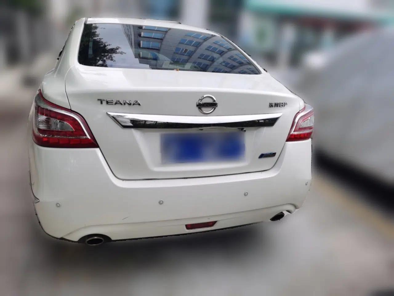 Nissan Teana 2013 2.0L XL Comfort Edition — миниатюра 5