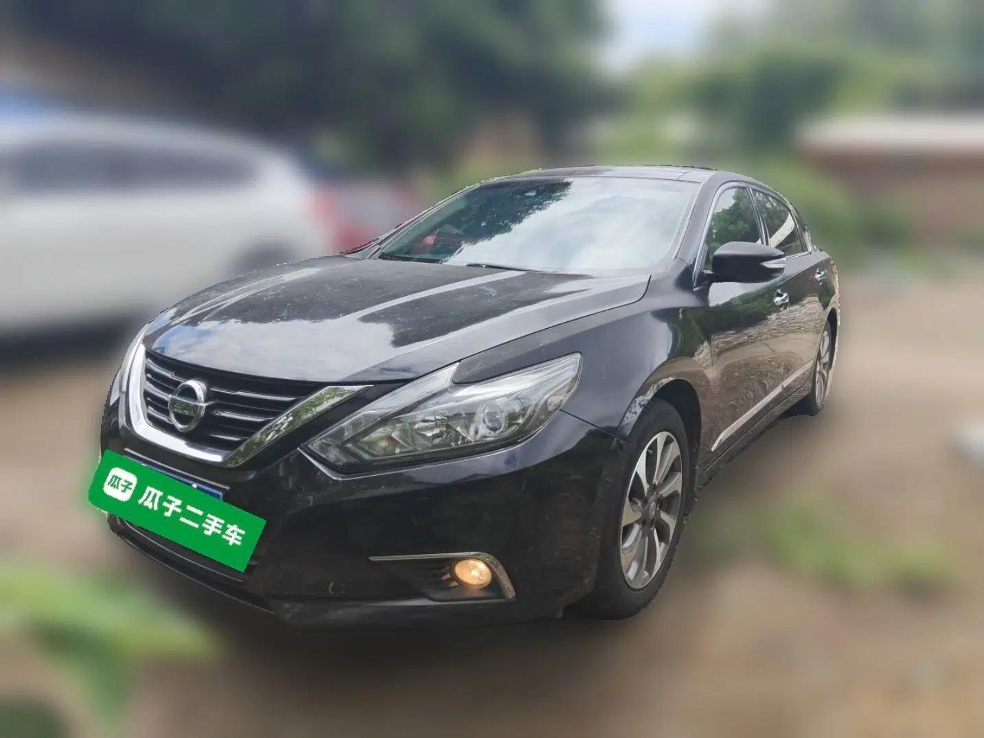 Nissan Teana 2016 Duke 2.5L XV Premium Edition — миниатюра 1