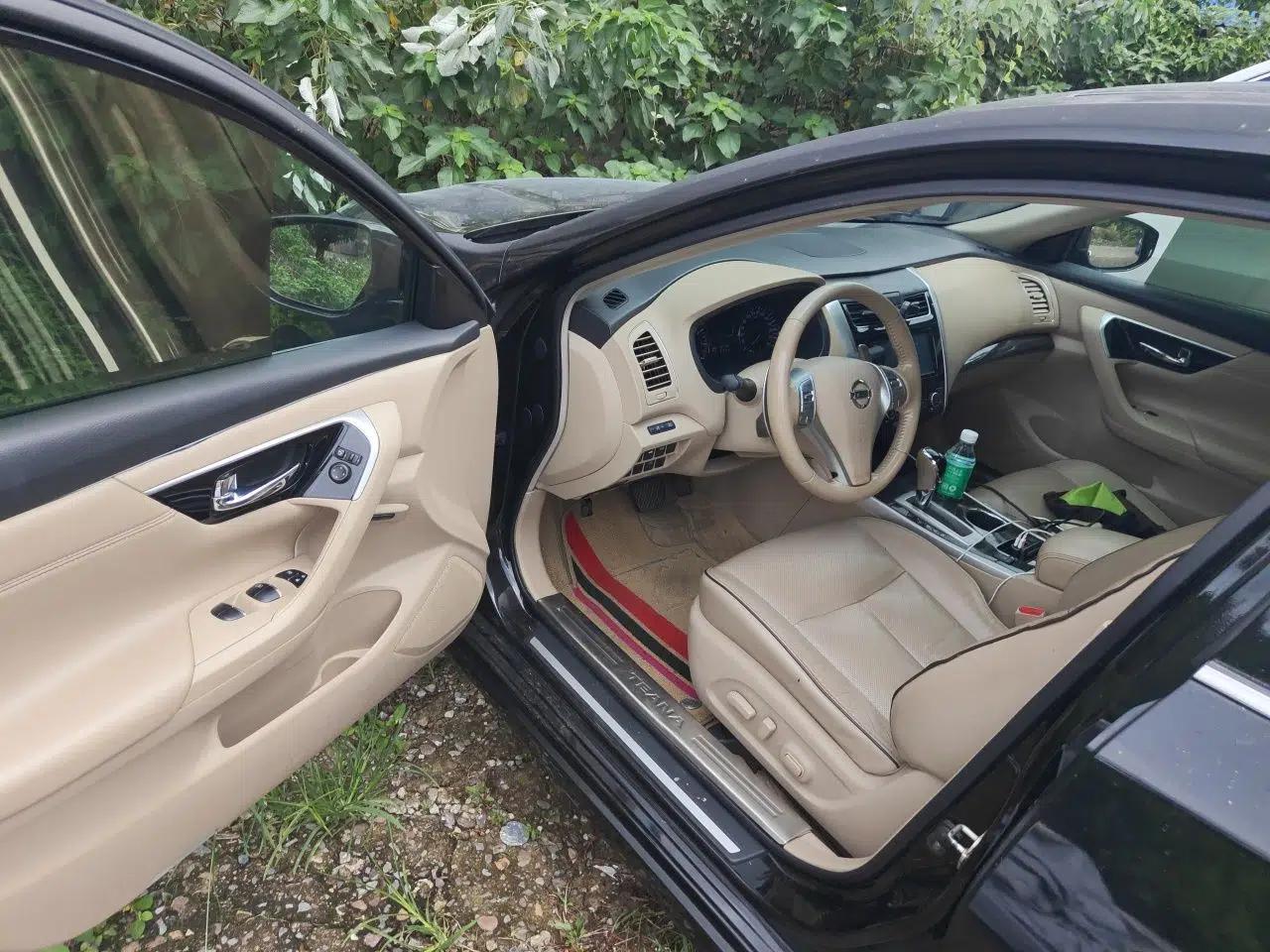 Nissan Teana 2016 Duke 2.5L XV Premium Edition — миниатюра 16
