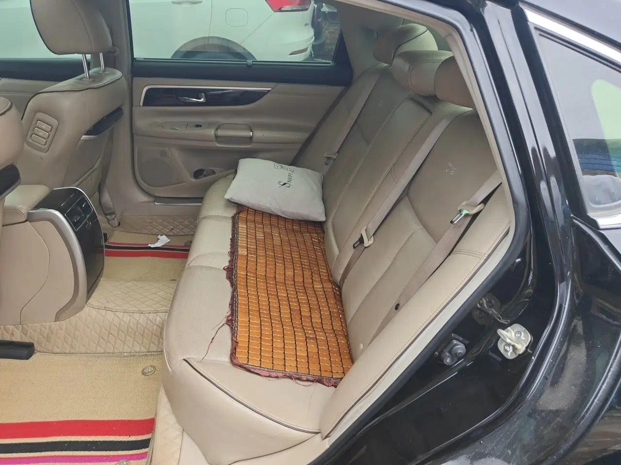 Nissan Teana 2016 Duke 2.5L XV Premium Edition — миниатюра 17