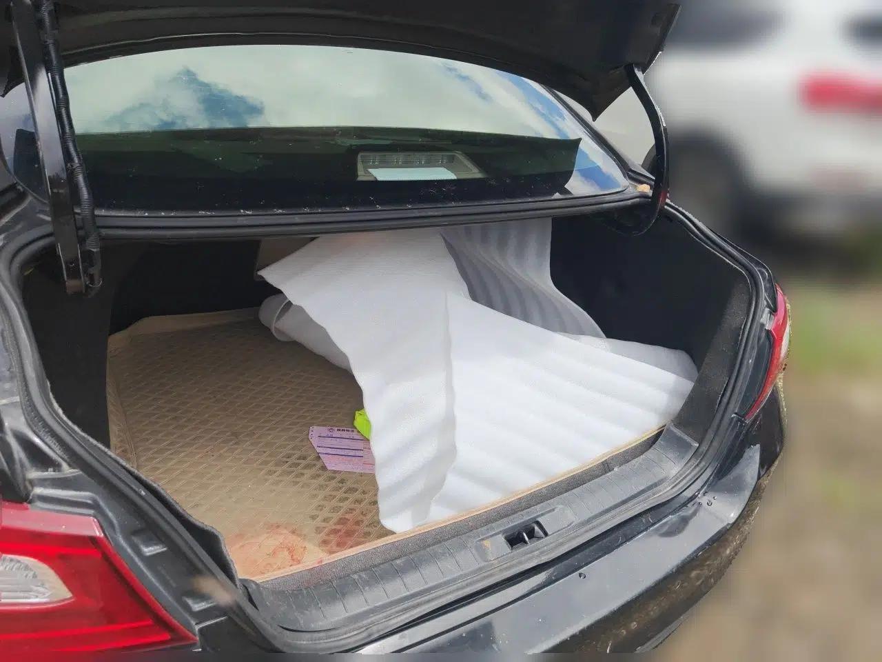 Nissan Teana 2016 Duke 2.5L XV Premium Edition — миниатюра 19