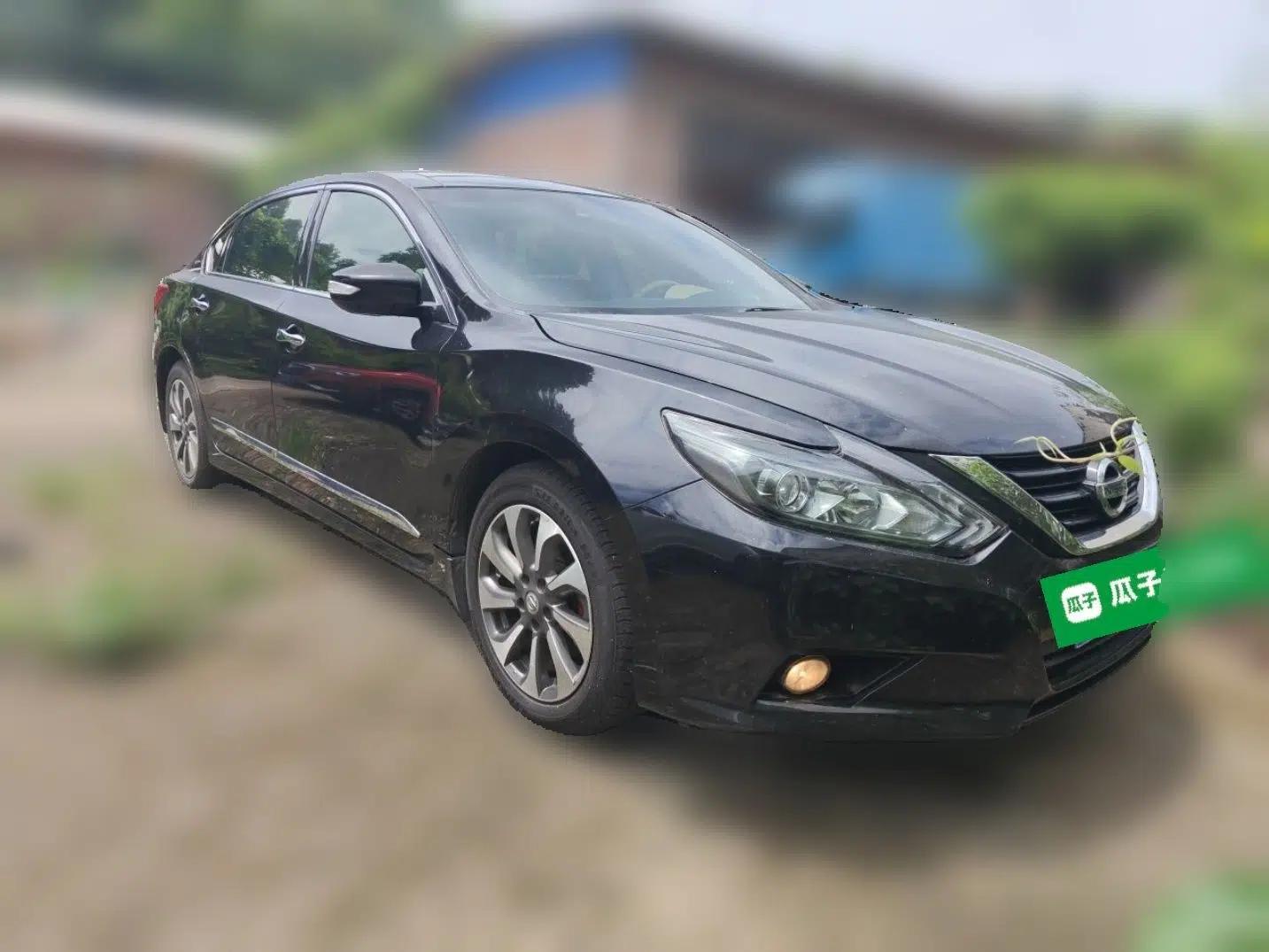Nissan Teana 2016 Duke 2.5L XV Premium Edition — миниатюра 3