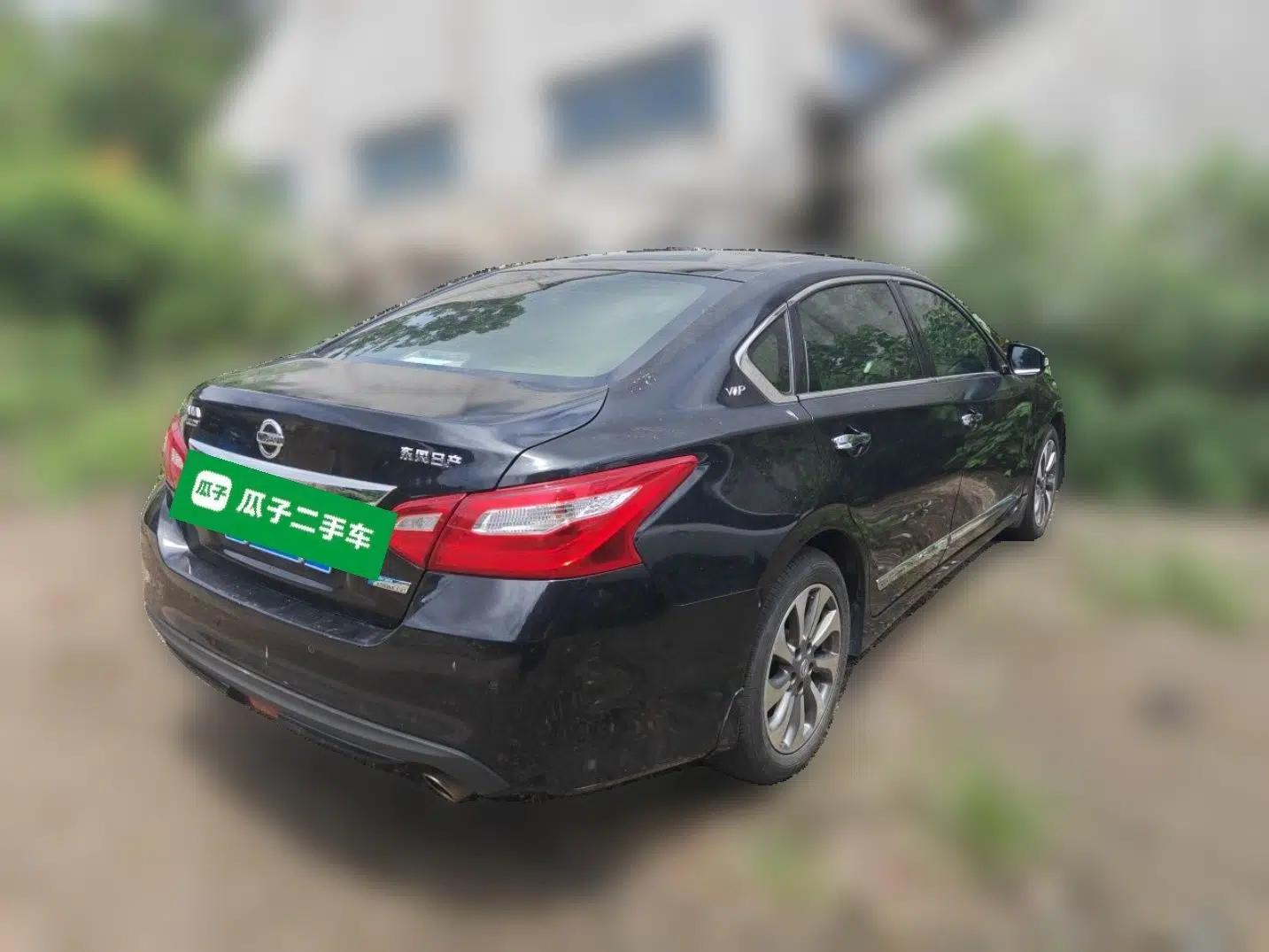 Nissan Teana 2016 Duke 2.5L XV Premium Edition — миниатюра 6