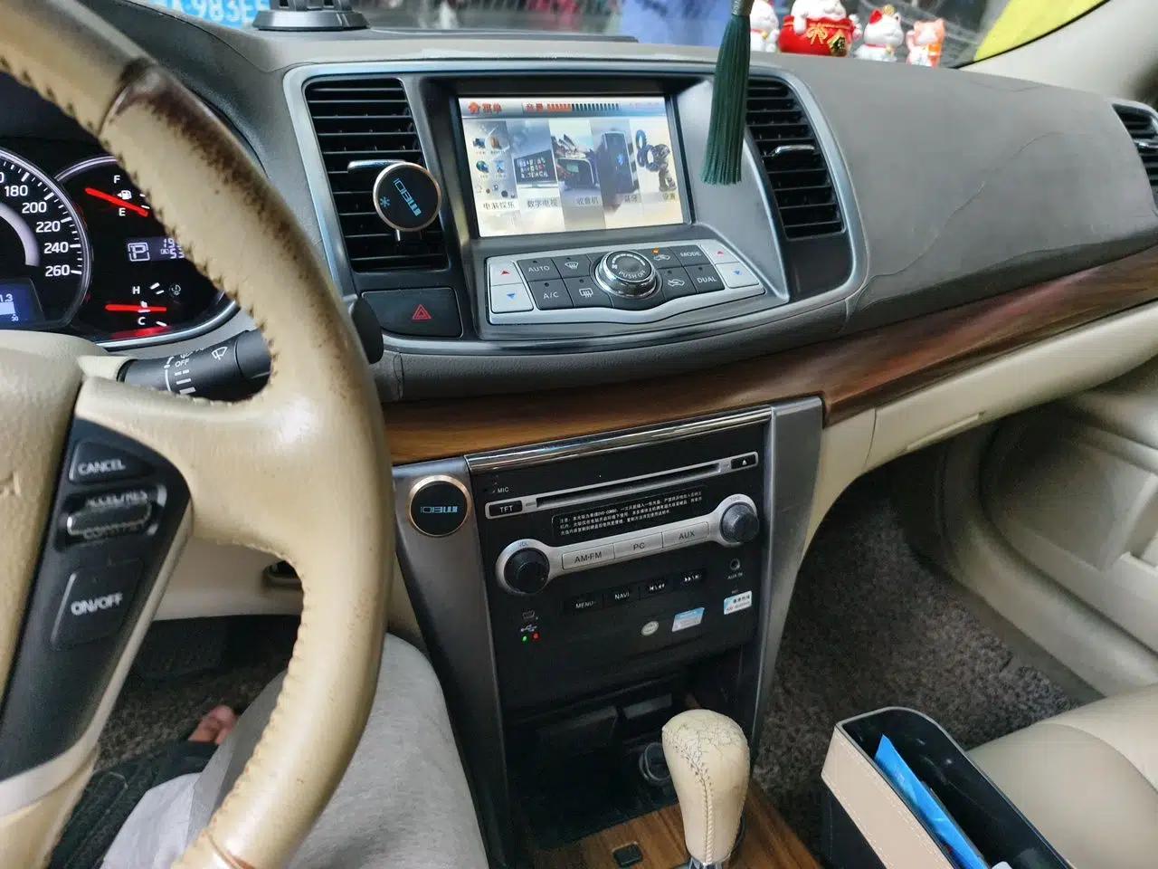 Nissan Teana 2011 2.5L XL Advanced Edition — миниатюра 13
