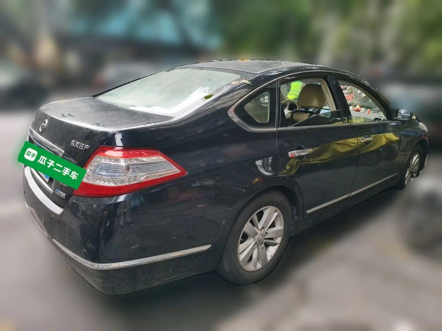 Nissan Teana 2011 2.5L XL Advanced Edition — миниатюра 6