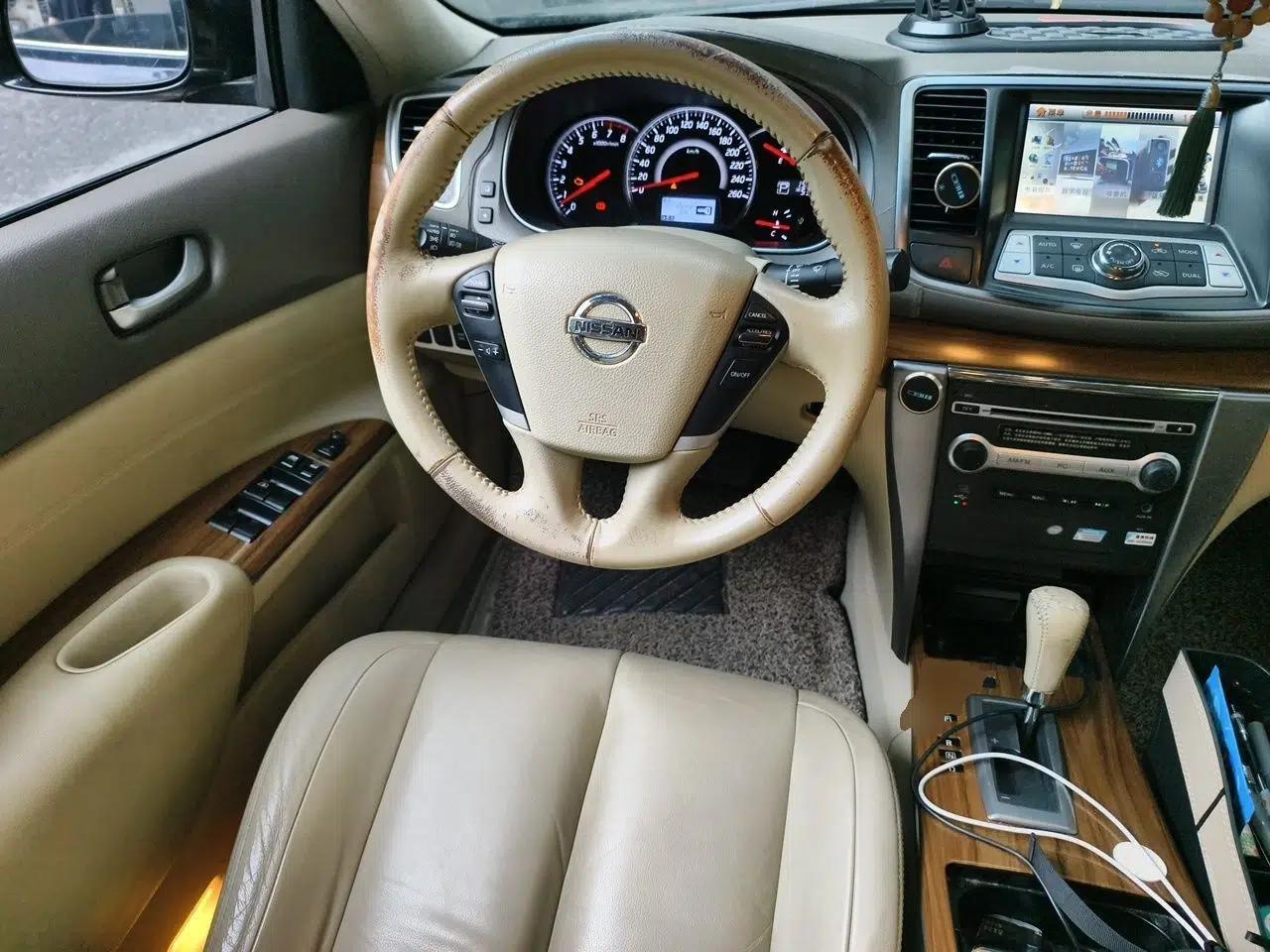 Nissan Teana 2011 2.5L XL Advanced Edition — миниатюра 10