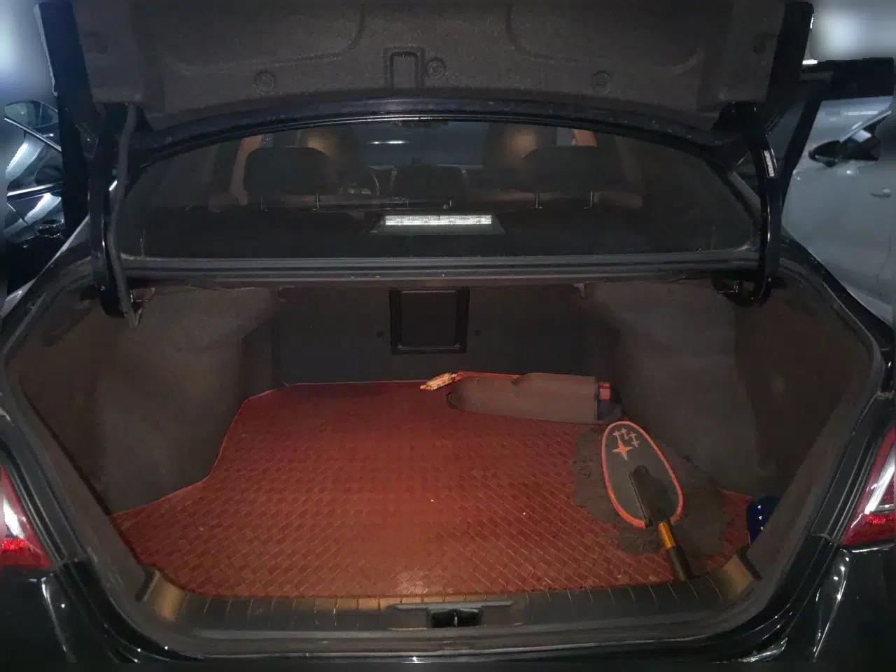 Nissan Teana 2013 2.0L XL Comfort Edition — миниатюра 19