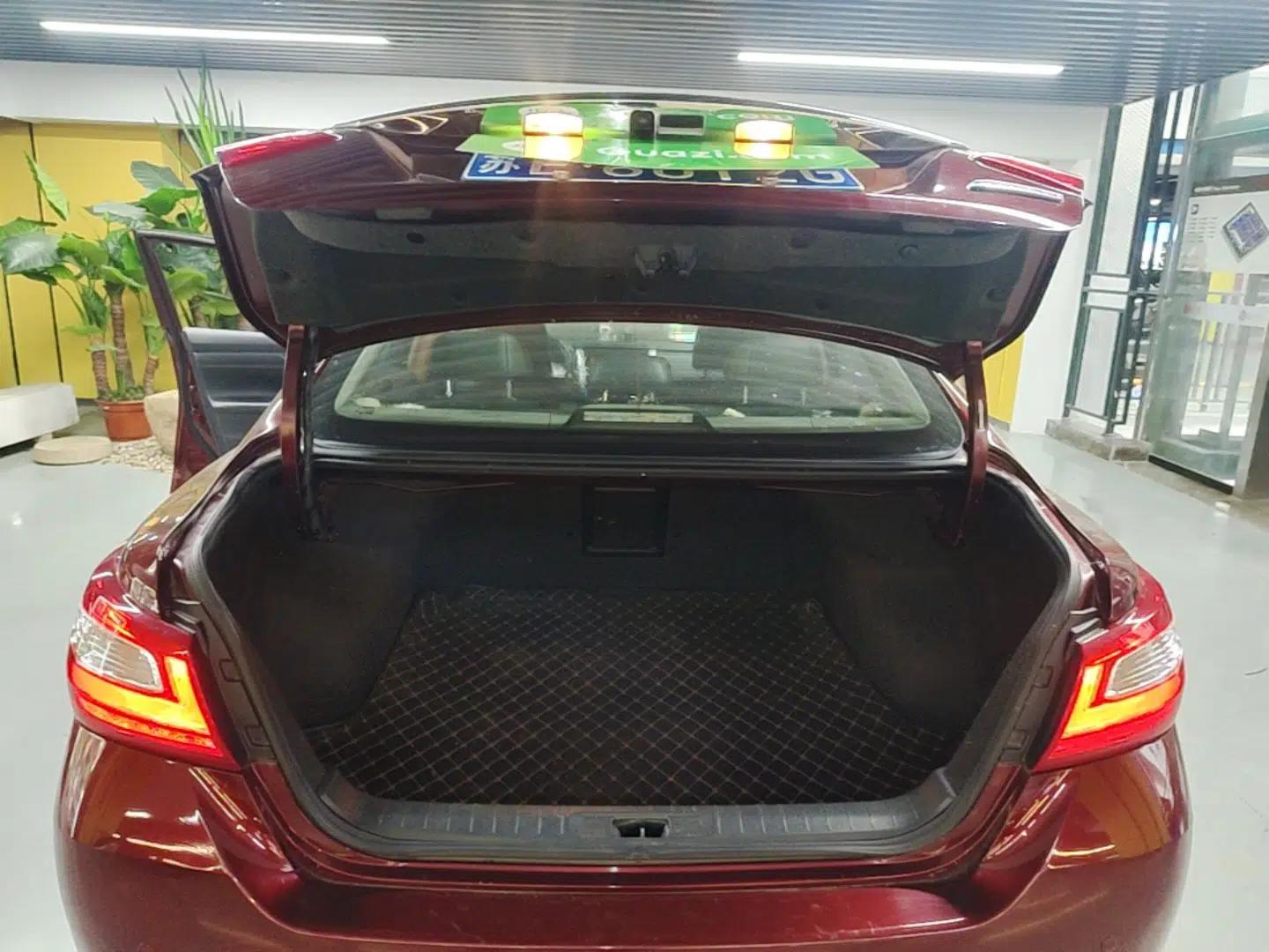 Nissan Teana 2016 Revised Version 2.0L XL Comfort Edition — миниатюра 22