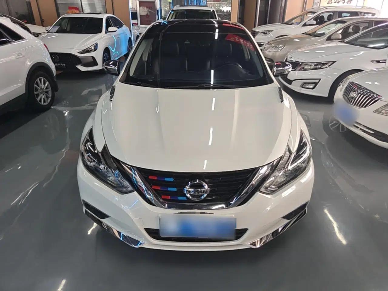 Nissan Teana 2016 2.5L XL-UpperNAVI Tech Prestige Edition — миниатюра 2