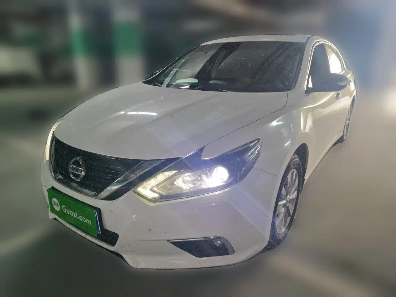 Nissan Teana 2016 Revised Version 2.0L XL Comfort Edition — миниатюра 1