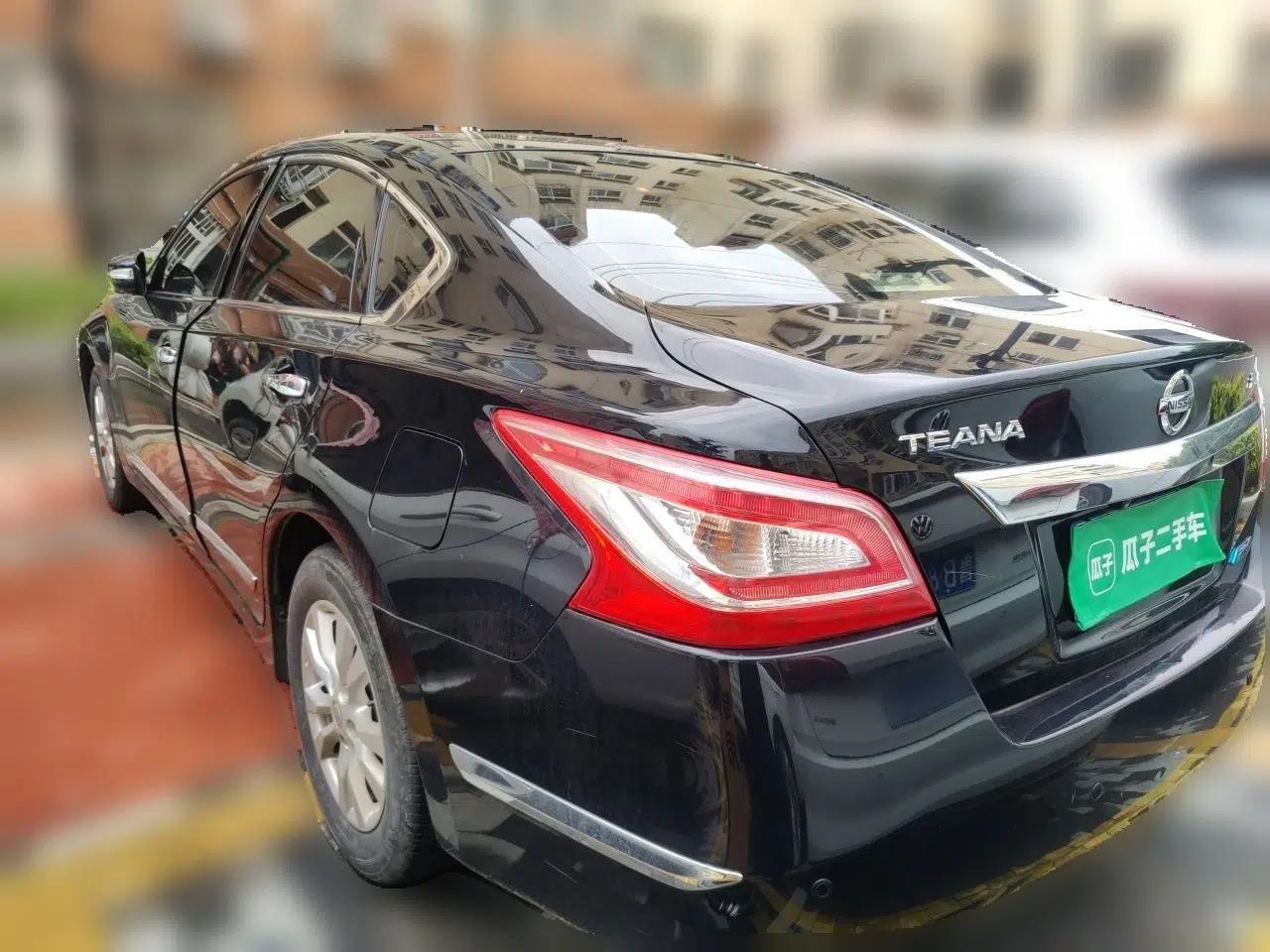 Nissan Teana 2013 2.0L XL Comfort Edition — миниатюра 4