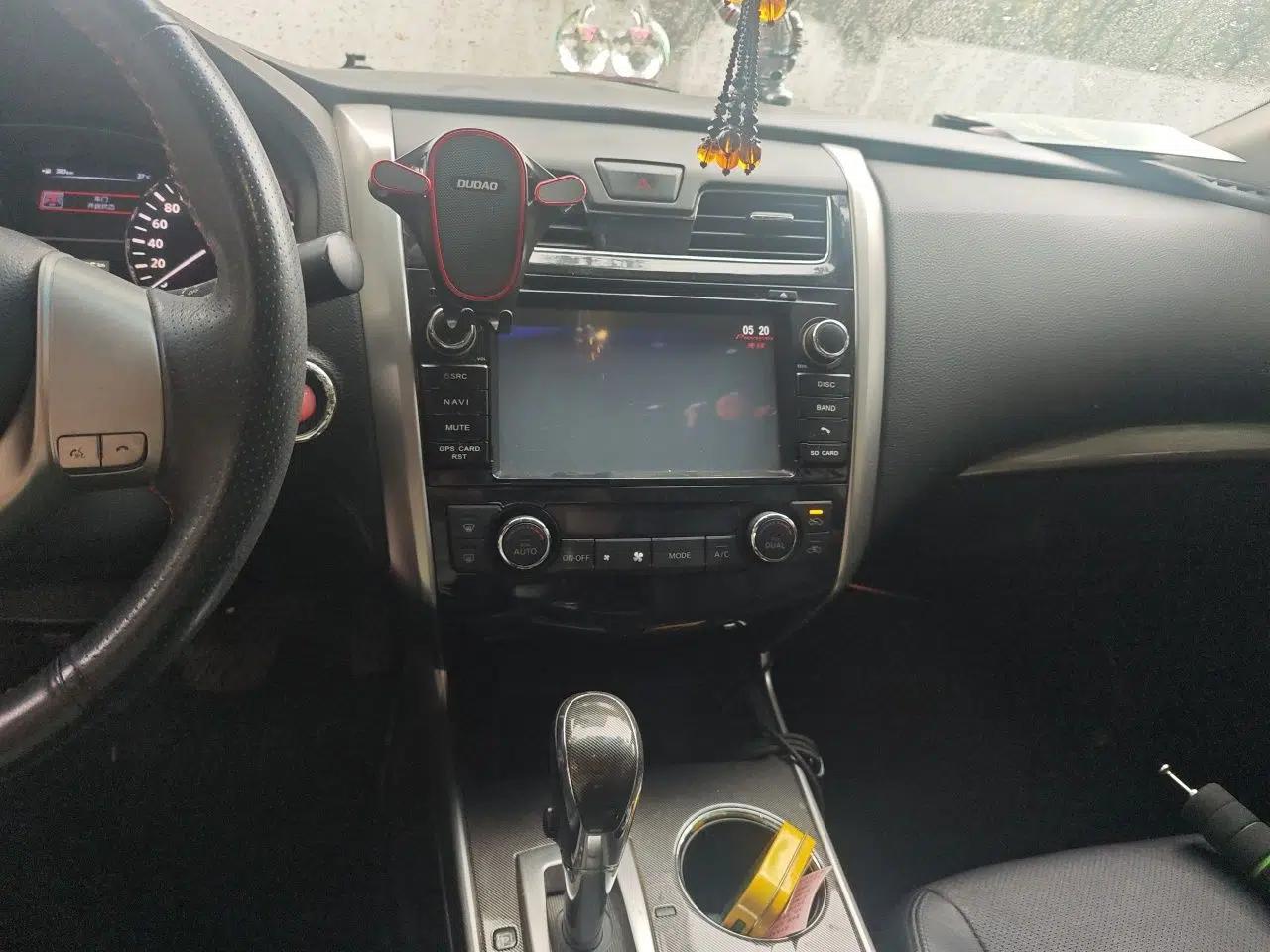 Nissan Teana 2013 2.0L XL Comfort Edition — миниатюра 13
