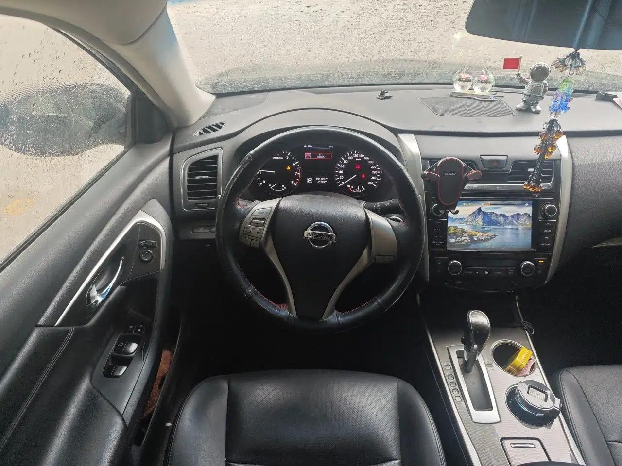Nissan Teana 2013 2.0L XL Comfort Edition — миниатюра 10