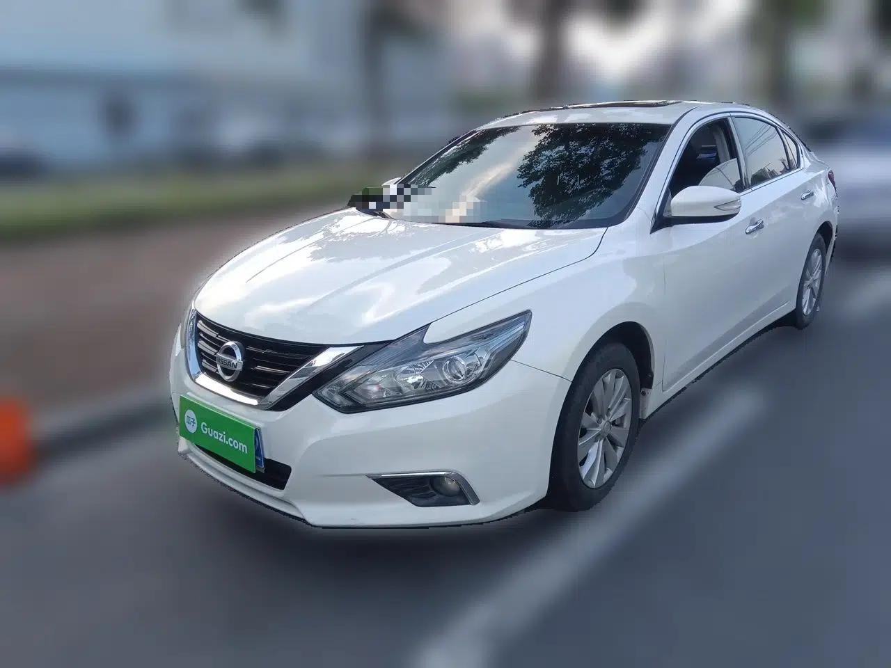 Nissan Teana 2018 2.0L XL Smart Upgrade Edition — миниатюра 1