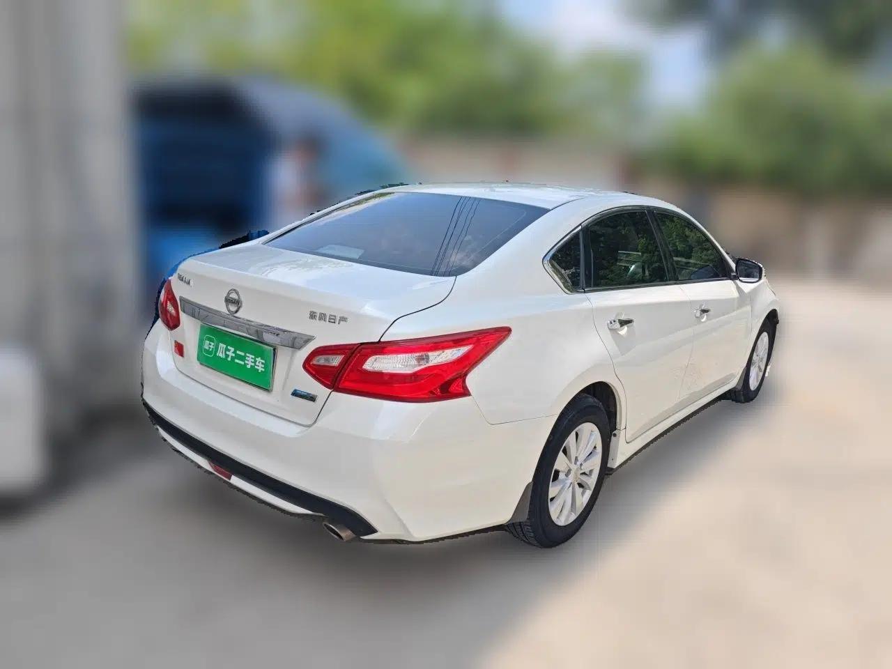 Nissan Teana 2016 Revised Version 2.0L XL Comfort Edition — миниатюра 6