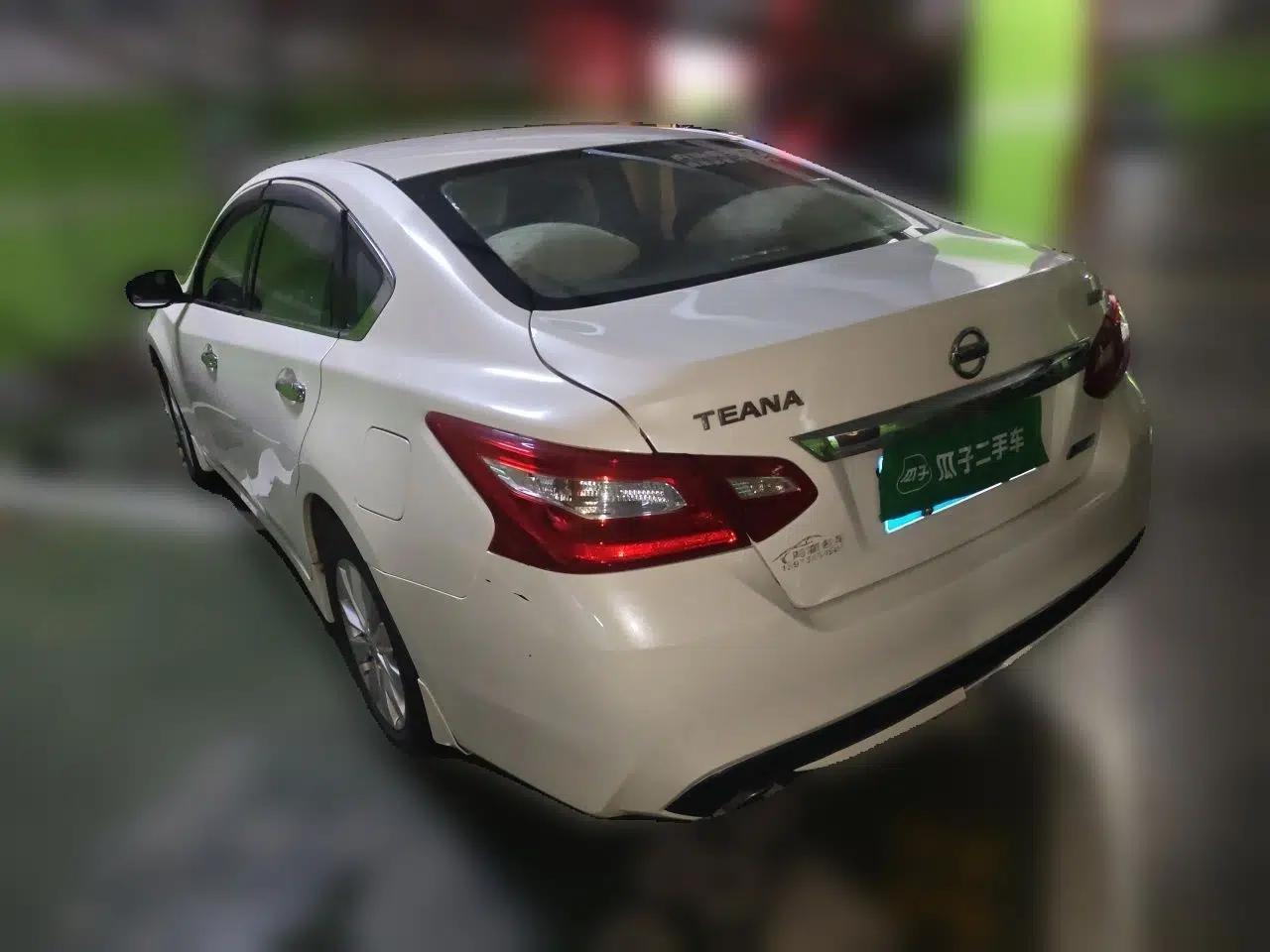Nissan Teana 2016 Revised Version 2.0L XL Comfort Edition — миниатюра 4