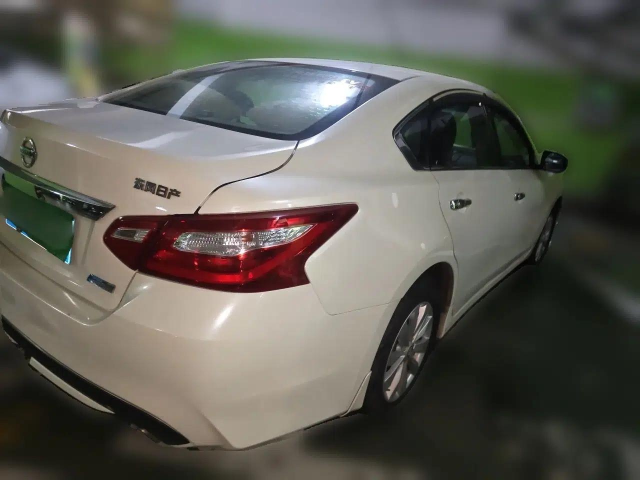 Nissan Teana 2016 Revised Version 2.0L XL Comfort Edition — миниатюра 6