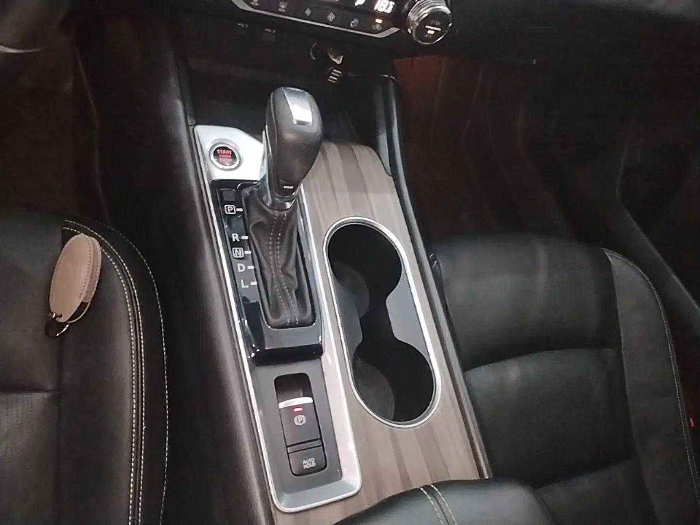 Nissan Teana 2021 2.0L XL Comfort Edition — миниатюра 16