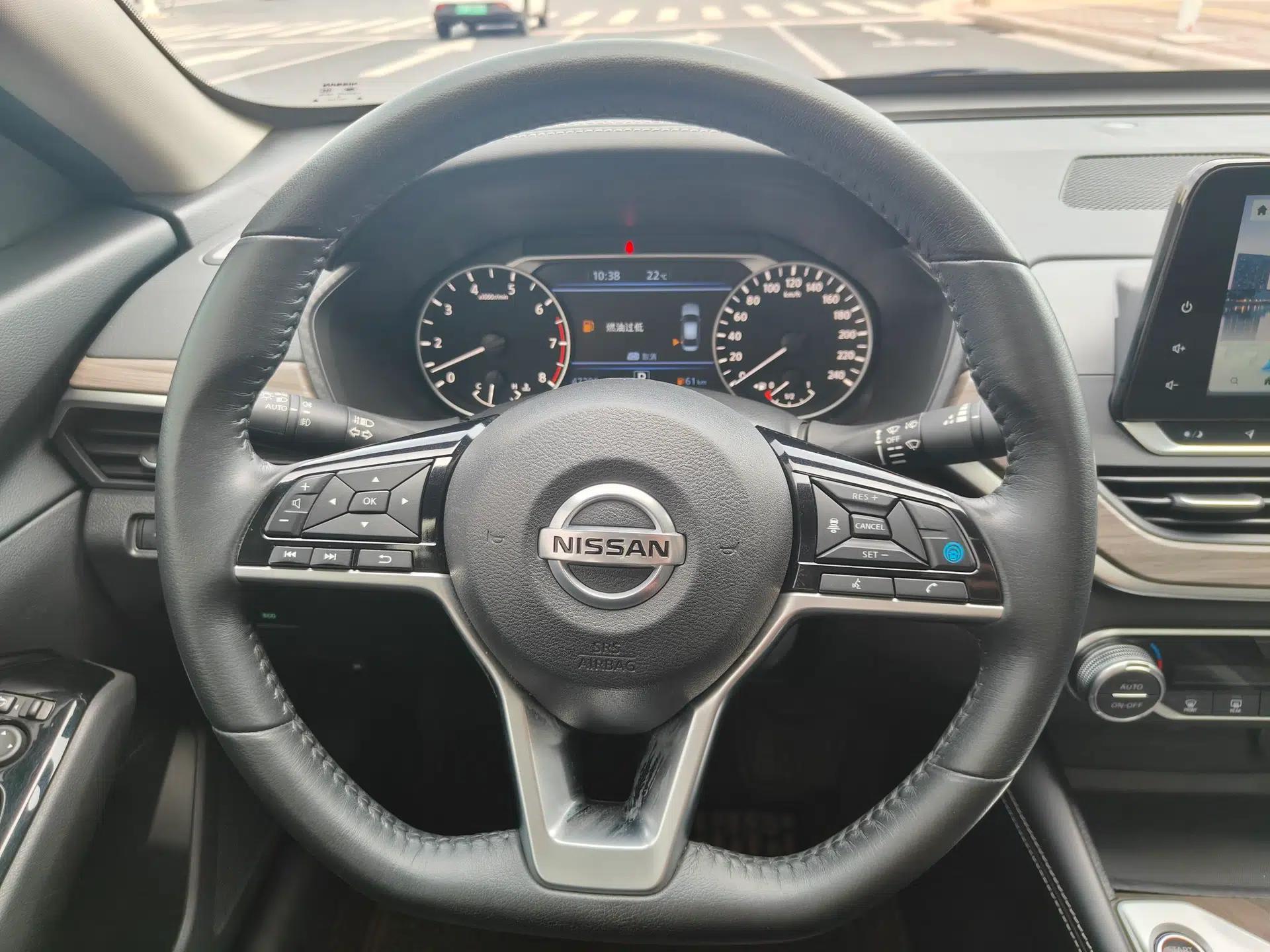 Nissan Teana 2021 2.0L XL Upper AD1 Smart Drive & Navigation Edition — миниатюра 10